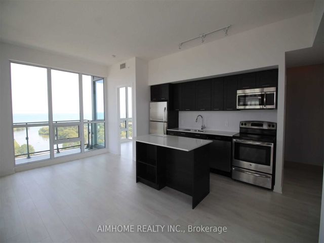1901 - 2212 Lake Shore Blvd W