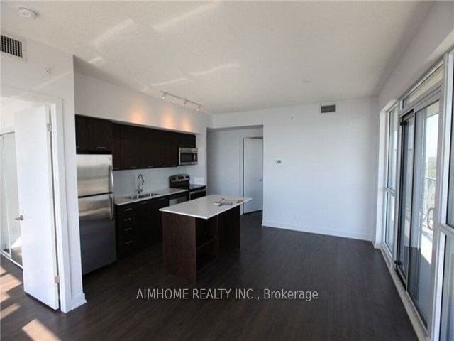 1901 - 2212 Lake Shore Blvd W