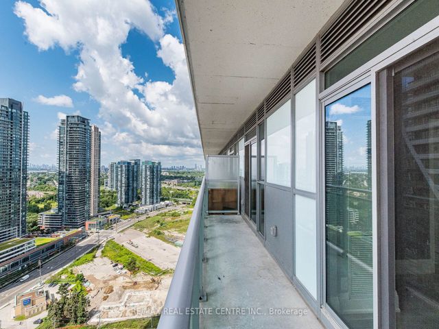 2611 - 33 Shore Breeze Dr