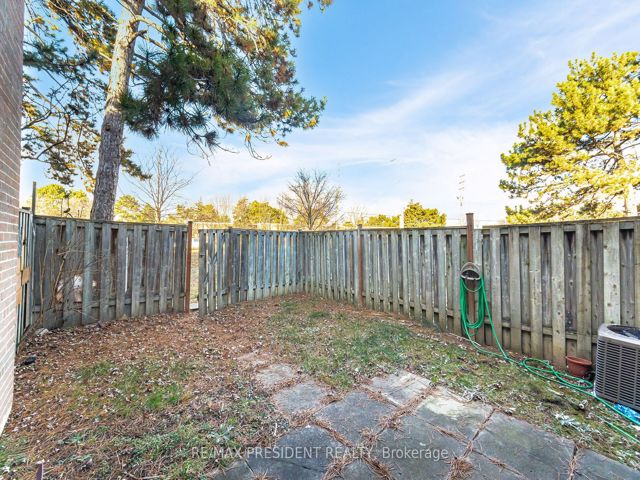 45 - 431 Silverstone Dr
