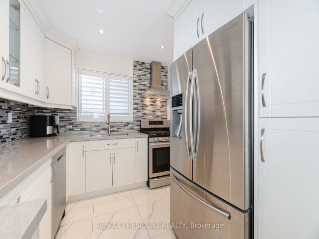 45 - 431 Silverstone Dr