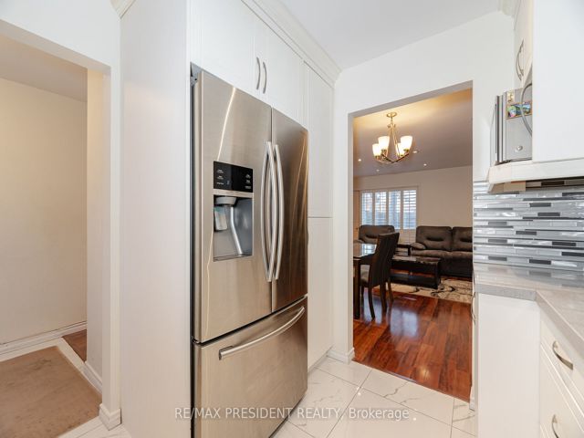 45 - 431 Silverstone Dr