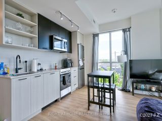 409 - 2300 St. Clair Ave W