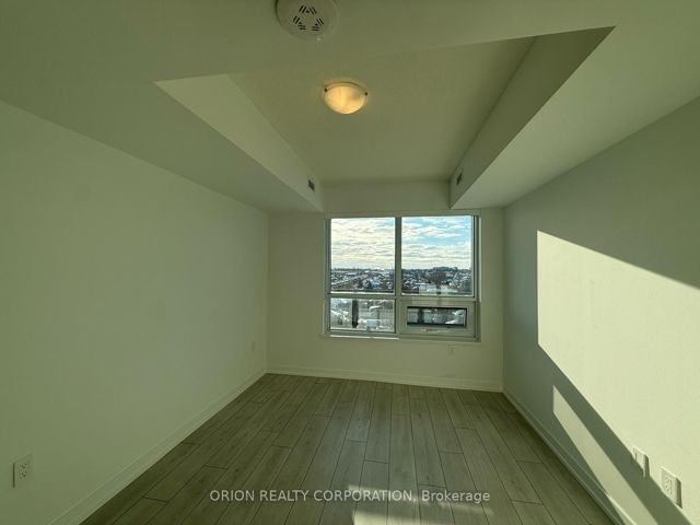 727 - 556 Marlee Ave