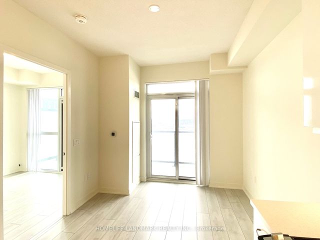 1409 - 38 Annie Craig Dr