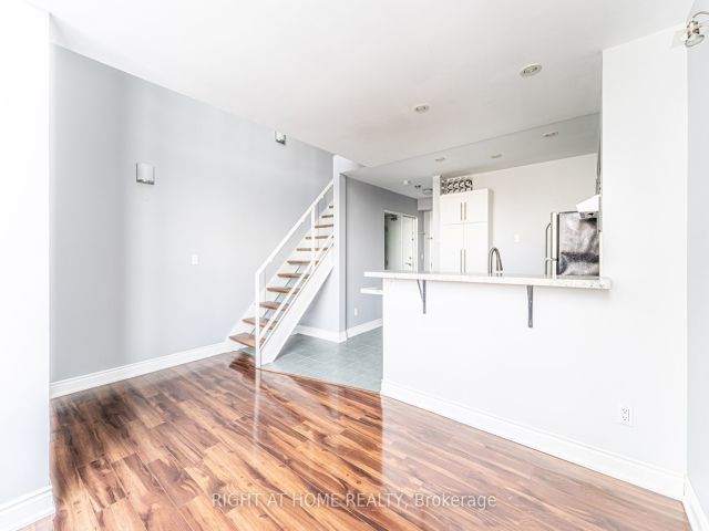 426 - 300 Manitoba St
