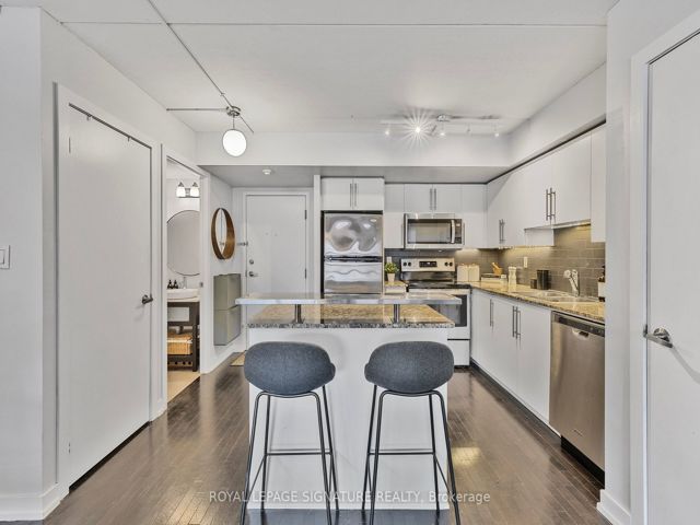 319 - 1100 Landsdowne Ave