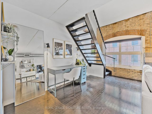 319 - 1100 Landsdowne Ave