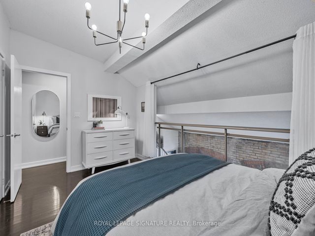 319 - 1100 Landsdowne Ave