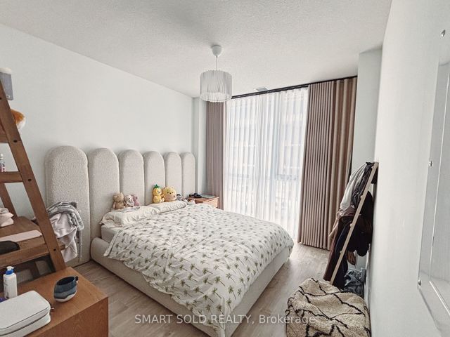103 - 70 Annie Craig Dr