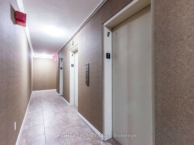 607 - 235 Grandravine Dr