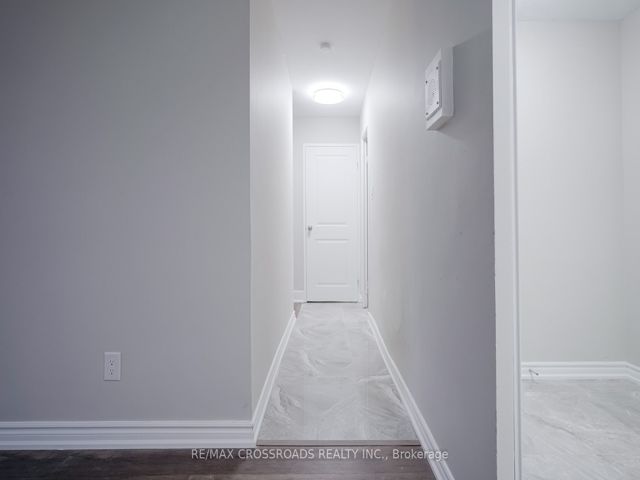 205 - 2825 Islington Ave