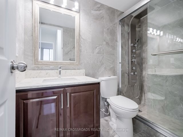 205 - 2825 Islington Ave