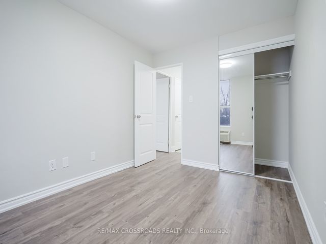 205 - 2825 Islington Ave