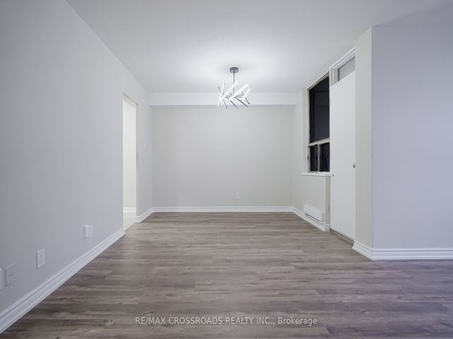 205 - 2825 Islington Ave