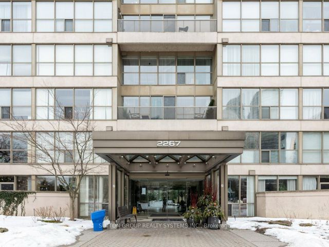 923 - 2267 Lakeshore Blvd W