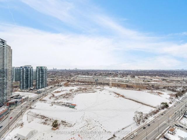 2622 - 30 Shore Breeze Dr