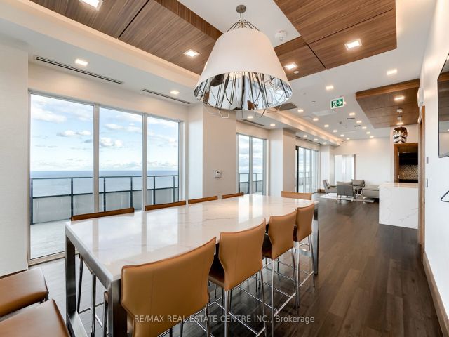 2622 - 30 Shore Breeze Dr