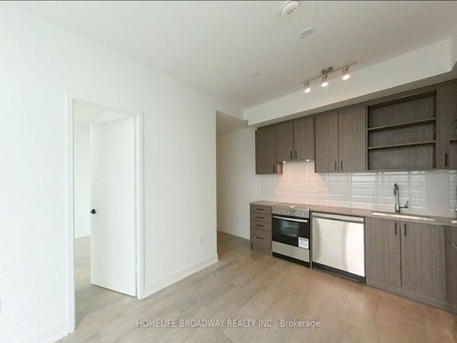 1007 - 50 George Butchart Dr