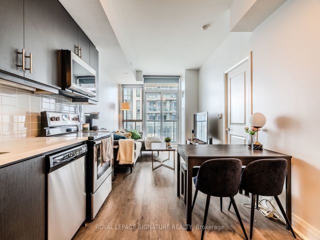 1911 - 17 Zorra St