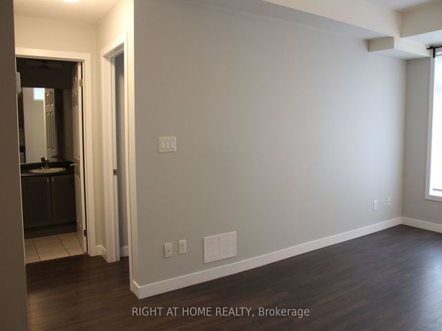 17 - 6 Bicknell Ave