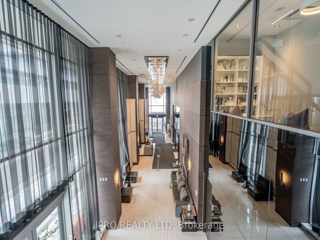 1208 - 33 Shore Breeze Dr E