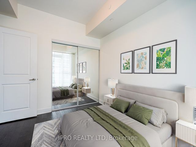 1208 - 33 Shore Breeze Dr E