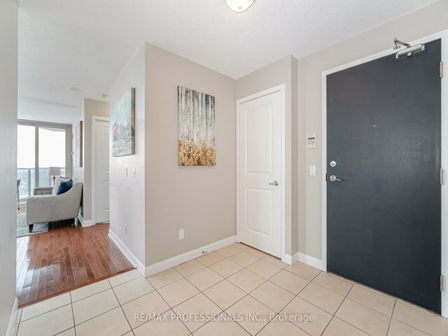 2007 - 225 Sherway Gardens Rd