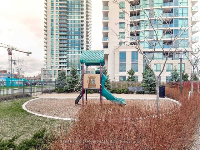 2007 - 225 Sherway Gardens Rd
