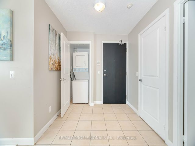 2007 - 225 Sherway Gardens Rd