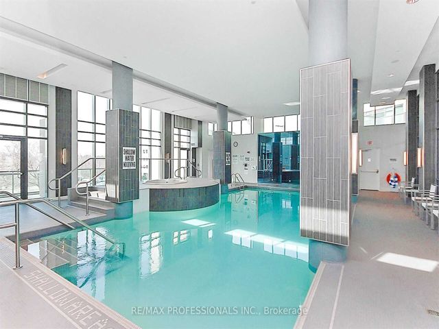 2007 - 225 Sherway Gardens Rd