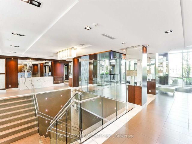 2007 - 225 Sherway Gardens Rd
