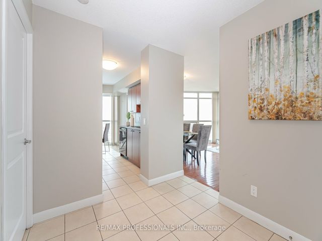 2007 - 225 Sherway Gardens Rd