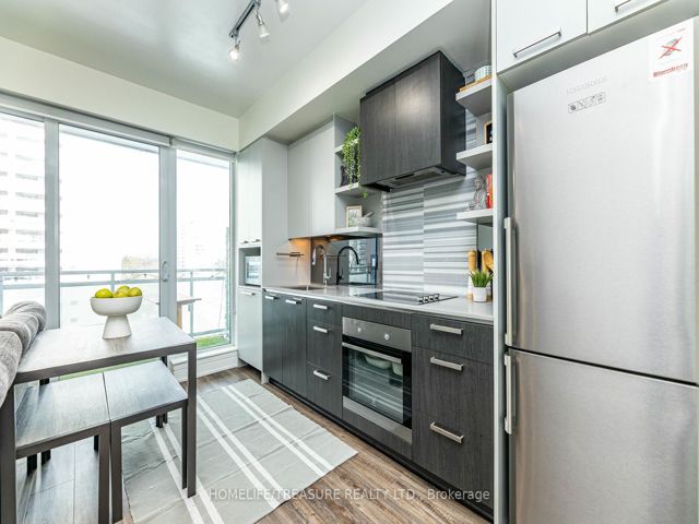 703 - 1830 Bloor St