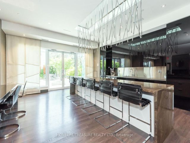 703 - 1830 Bloor St