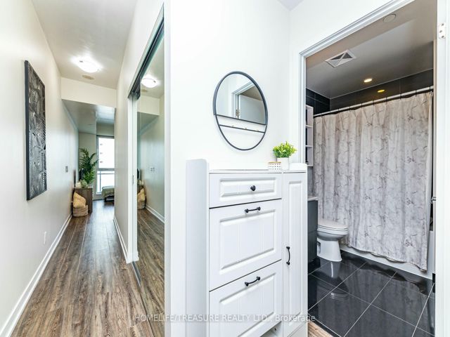 703 - 1830 Bloor St
