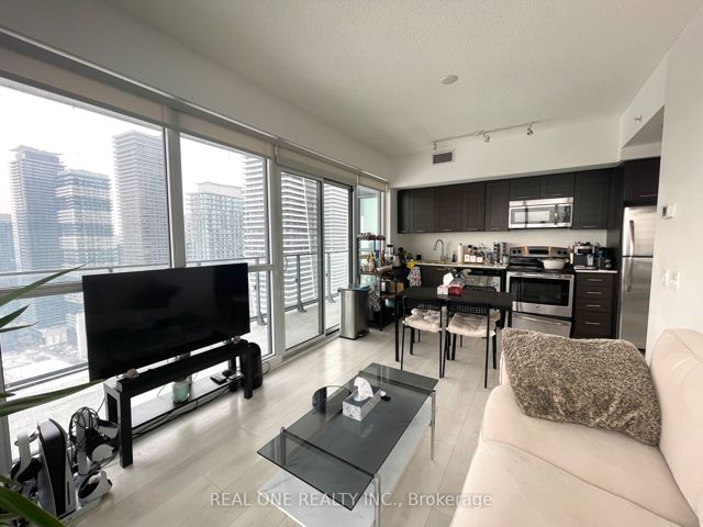 3907 - 2200 Lake Shore Blvd W