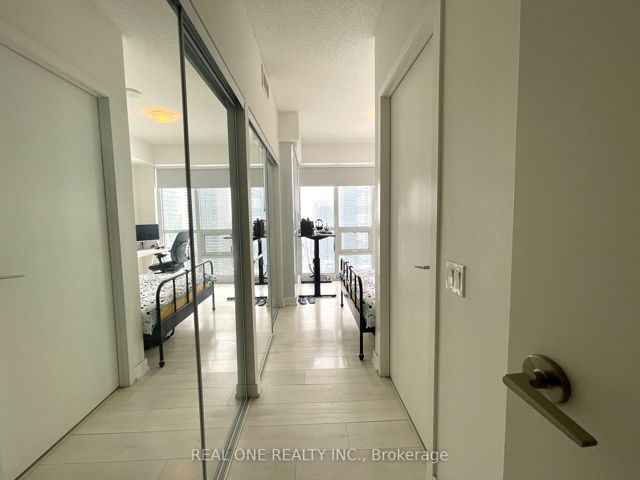 3907 - 2200 Lake Shore Blvd W