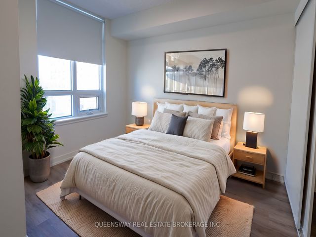 307 - 816 Lansdowne Ave