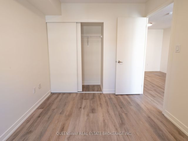 307 - 816 Lansdowne Ave