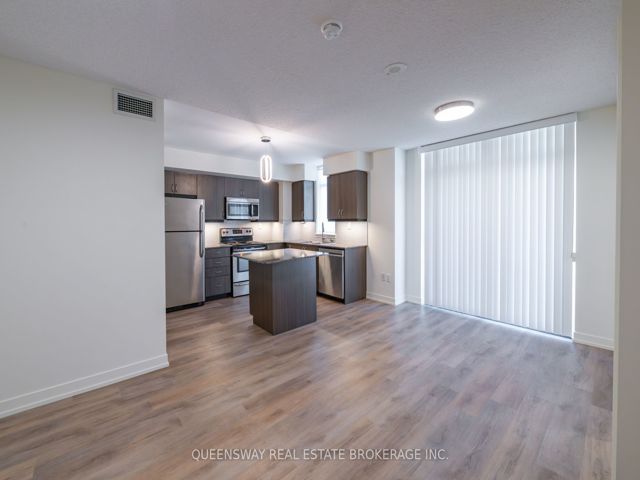 307 - 816 Lansdowne Ave