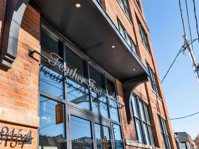 105 - 2154 Dundas St W