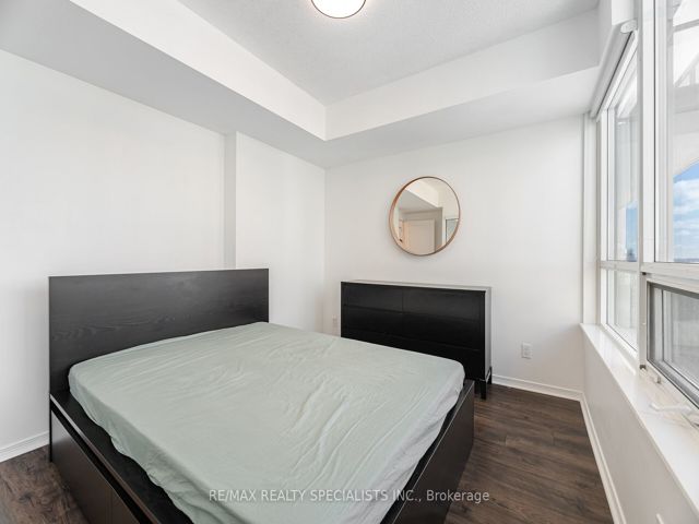 2905 - 2230 Lake Shore Blvd W