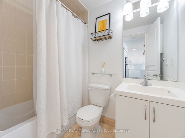2905 - 2230 Lake Shore Blvd W