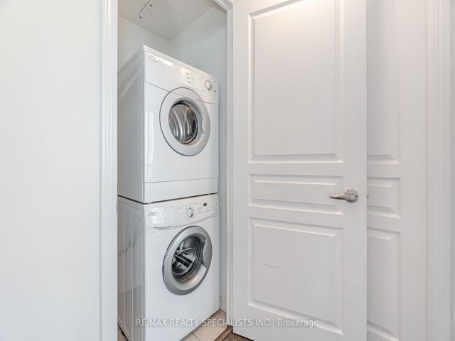 2905 - 2230 Lake Shore Blvd W