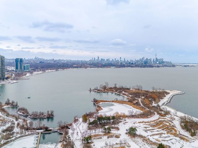 2905 - 2230 Lake Shore Blvd W