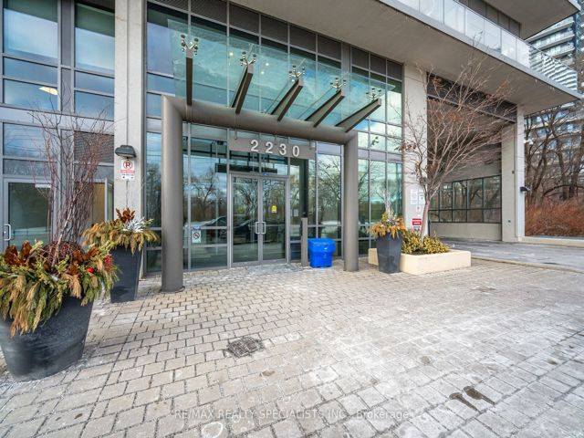 2905 - 2230 Lake Shore Blvd W