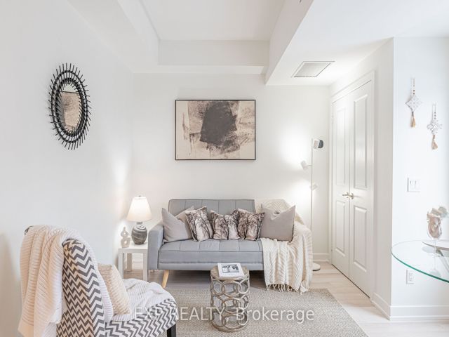 201 - 155 Downsview Park Blvd