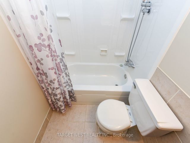 1304 - 240 Scarlett Rd