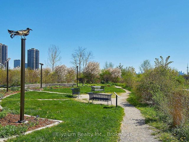 509 - 65 Annie Craig Dr